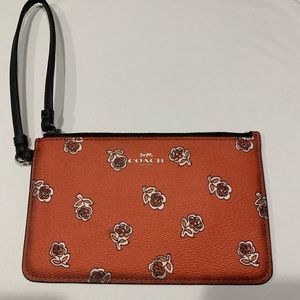 COACH FLORAL WALLET CLUTCH